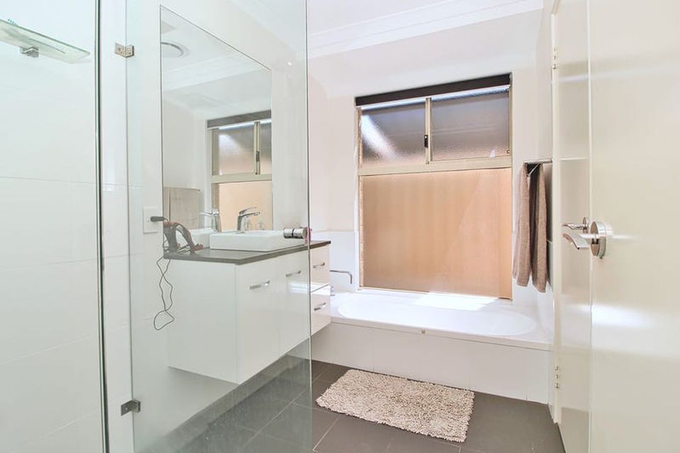 74 Chelmsford Avenue , Port Kennedy