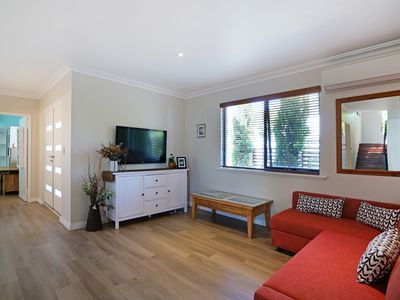 28A Ramsdale Street, Doubleview