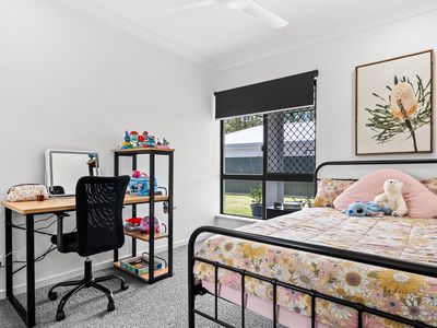 4  Horseshoe Court, Clifton Beach