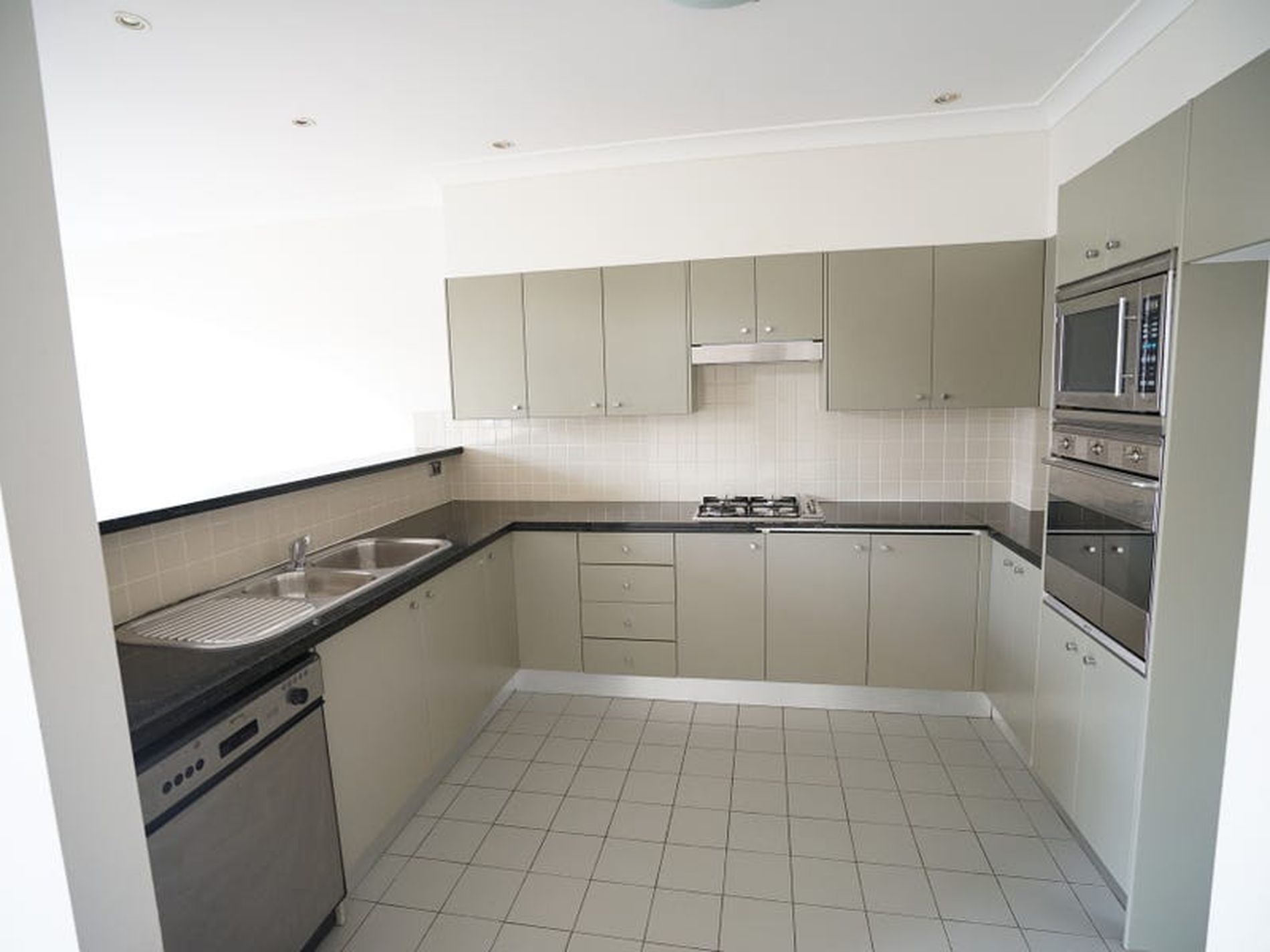 28 Waragal Avenue, Rozelle