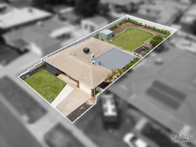 49 KINGFISHER DRIVE, Wodonga
