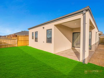 14 Sama Promenade, Truganina