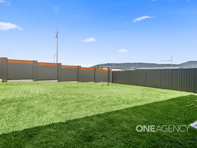 11 Butterfactory Drive, Calderwood