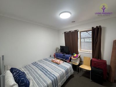 43 Ponsford Drive, Point Cook