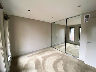 1 / 252 Pakington Street, Geelong West