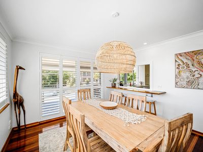 4 Lake Vista Crescent, Forster