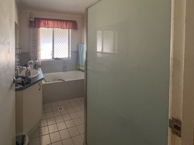 11 MOFFATT STREET, Kalbar