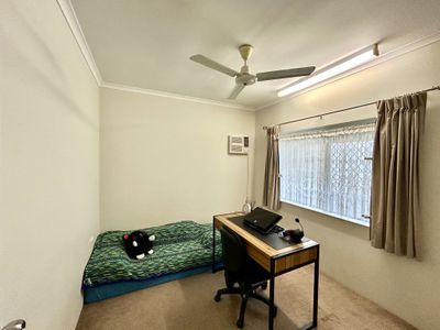 11 Southerden Drive, Mooroobool