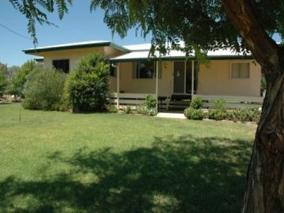 10 St. Ann Street, Isisford
