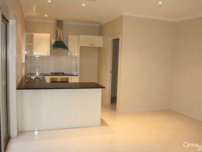 5 12-14 Kingsfield Crescent, Lynbrook