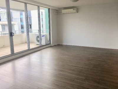 502 / 11 Shoreline Drive, Rhodes