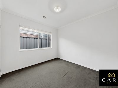 18 Arbourlea Boulevard, Cranbourne North