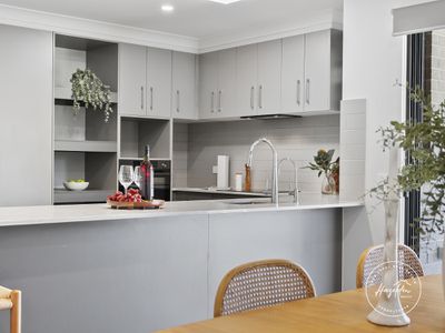 41 Ngungun Crescent, Glass House Mountains