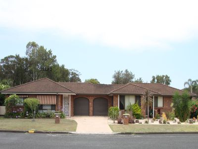 2 / 1 Aurum Place, Forster