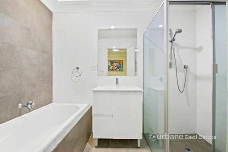 6 / 100 Great Western Highway, Kingswood