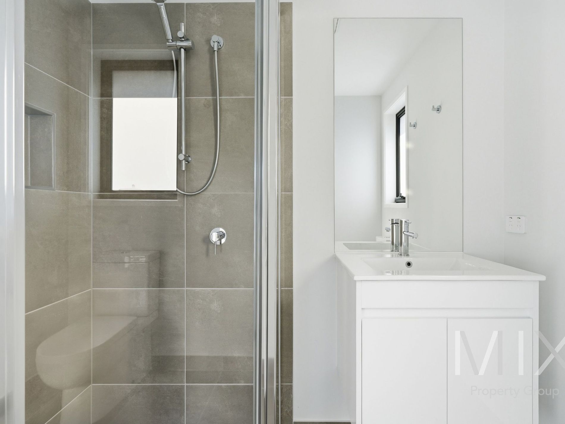 2 / 70 William Street , Brighton
