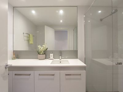 805 / 2 Oldfield Street, Burswood