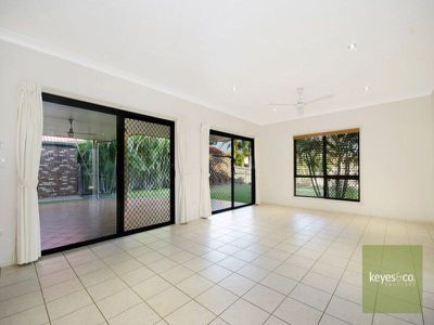 7 Columbia Way, Douglas