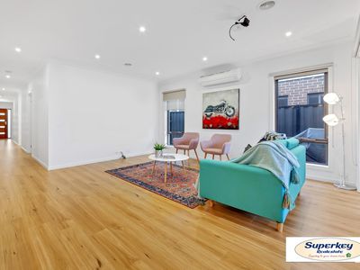 10 Omaroo Street, Truganina