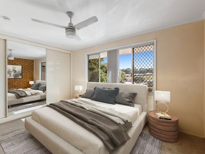 2 / 4 Muir Street, Harlaxton