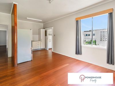 60 River Ave, Mighell