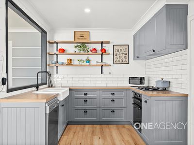 7 Noble Road, Albion Park