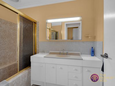 2 Wyville Court, Huntingdale