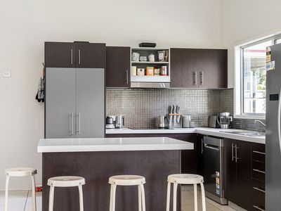 1 / 3 Boondoon Crescent, Ocean Shores