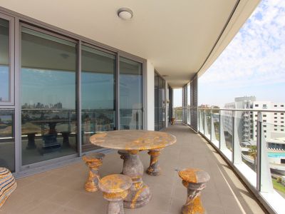 806 / 21 Bow River, Burswood