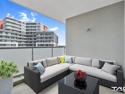 808 / 27 Dressler Court, Merrylands