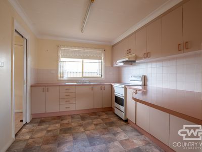 unit 3 / 23 Balblair Street, Guyra