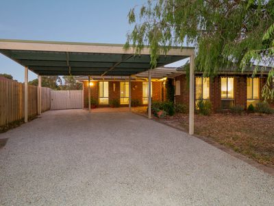 6 Anjaya Court, Frankston