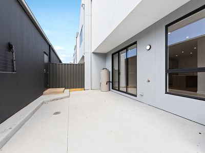 3 kroler Rd , Truganina