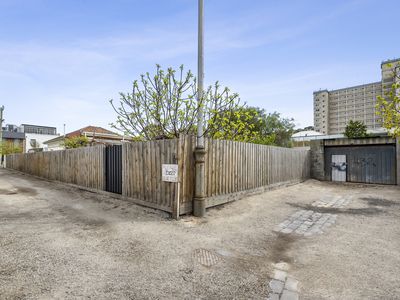 213-215 Nelson Place, Williamstown