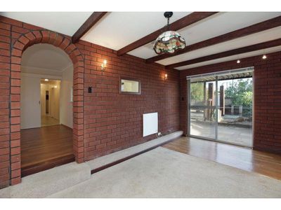 2 Lensham Place, Armadale