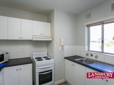 3 / 21 Fennager Way, Calista