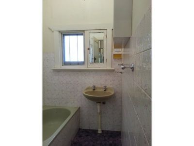 28 Orchard Avenue, Everard Park