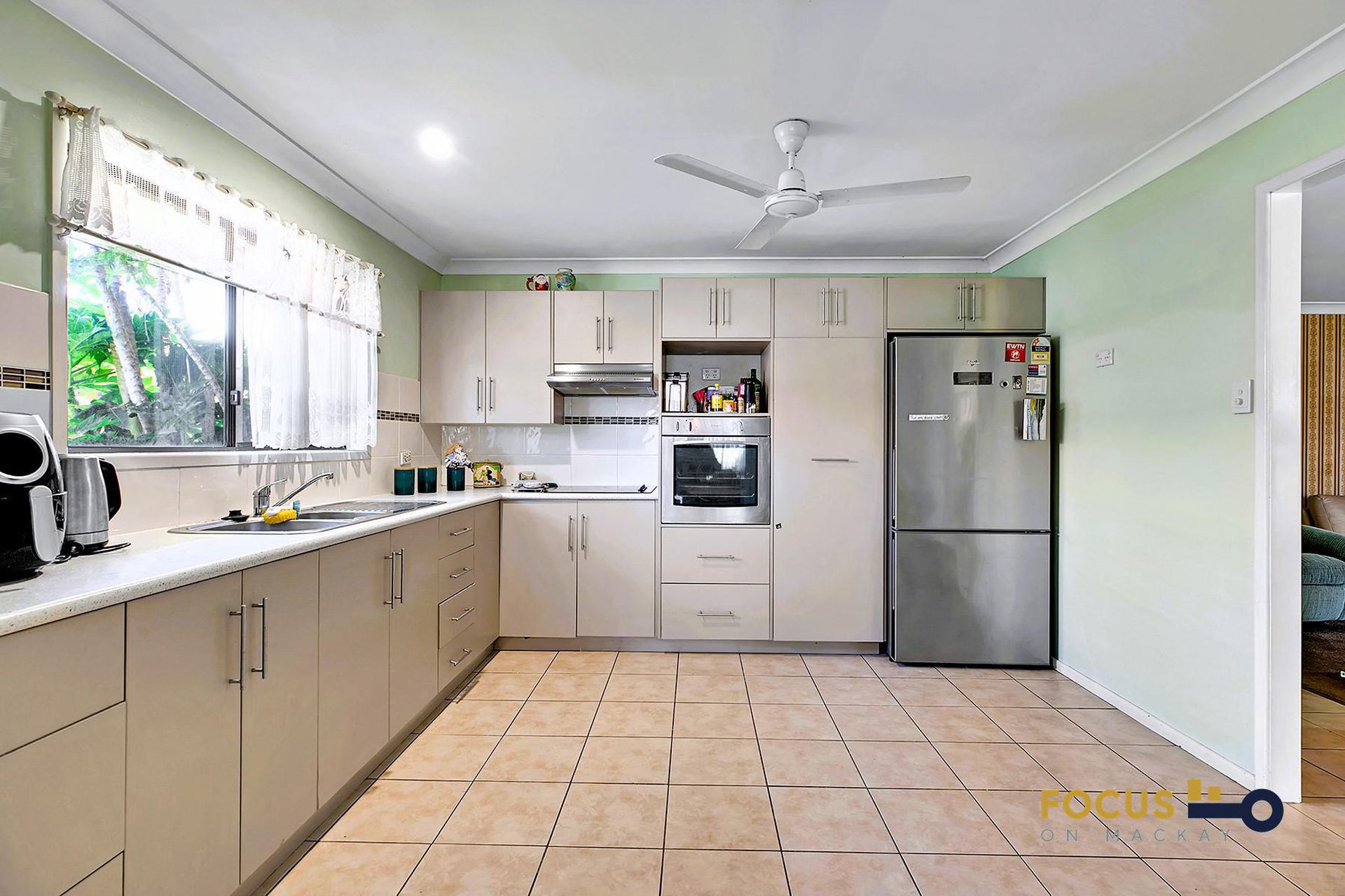 6 Warland Street, South Mackay