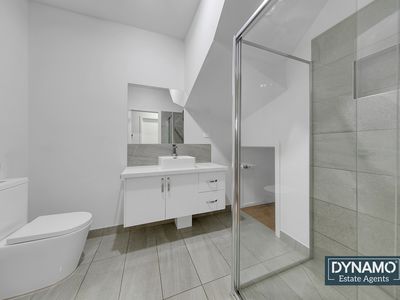 2 / 6 Dunn street, Broadmeadows