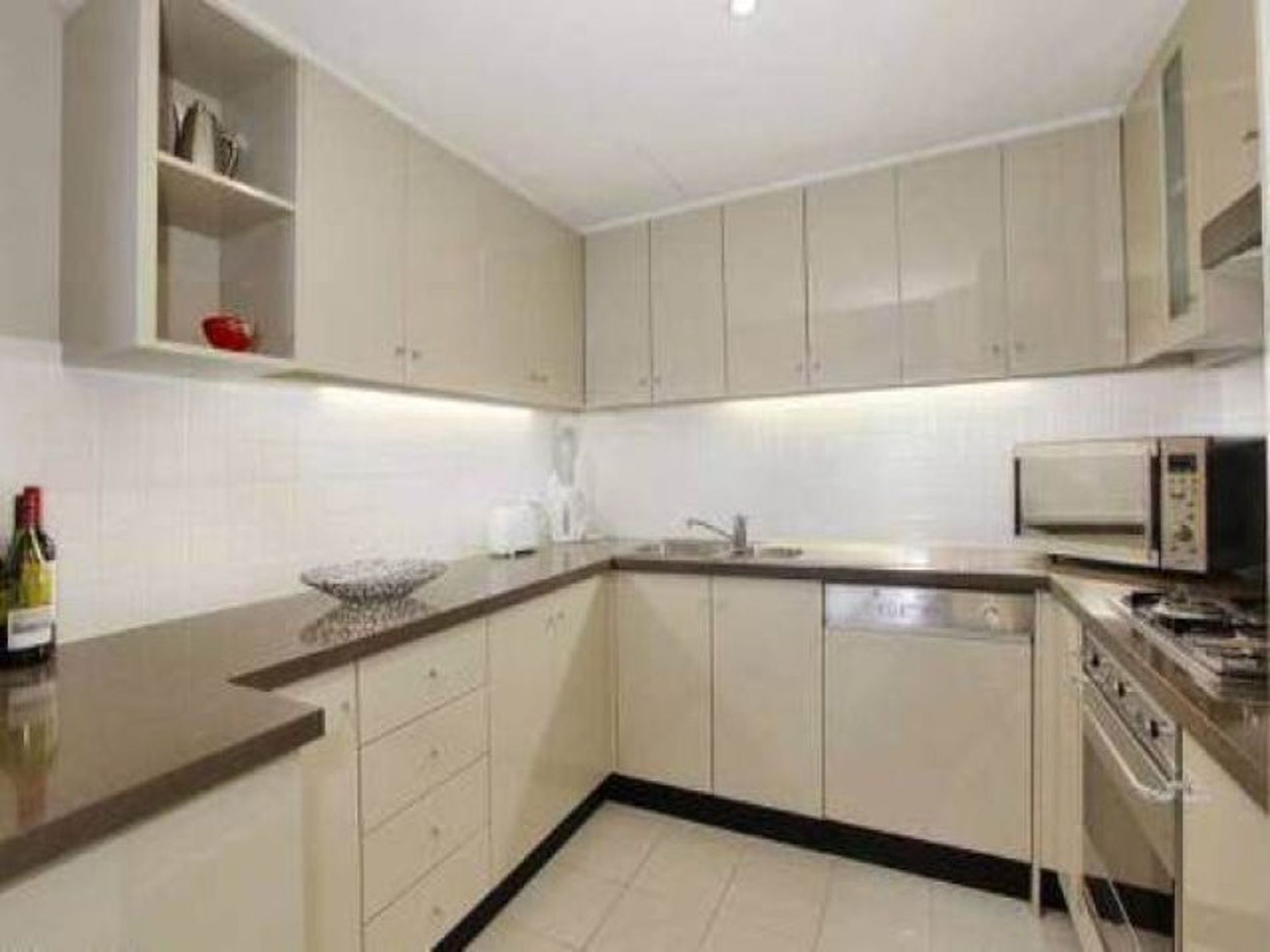 2403 / 77-81 Berry Street, North Sydney