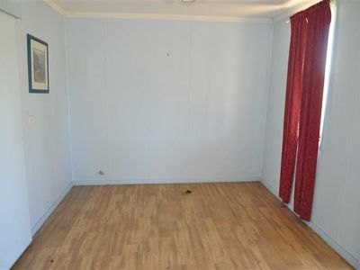 17 Renfree St, Forbes
