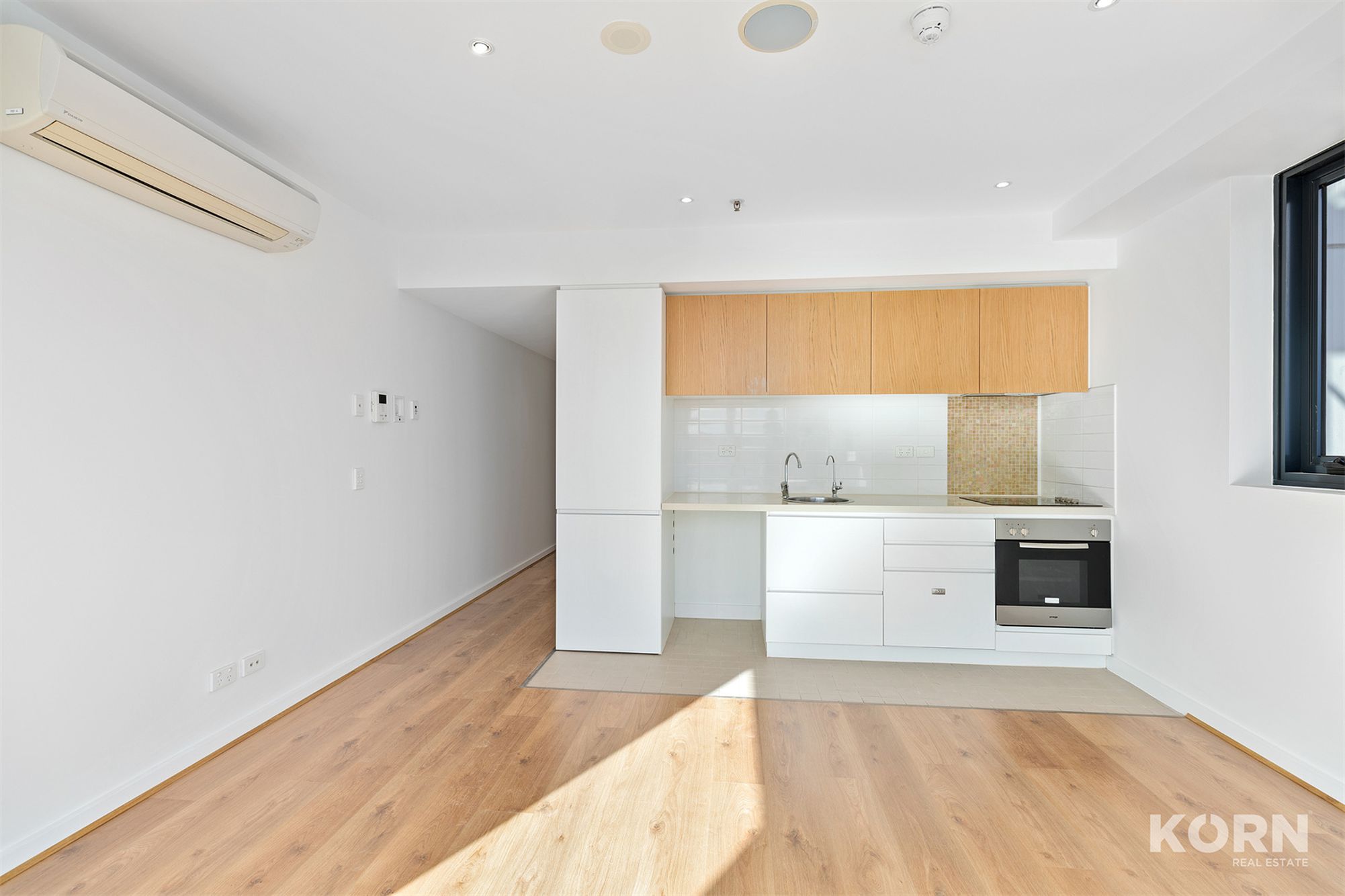 1101 / 10 Balfours Way, Adelaide