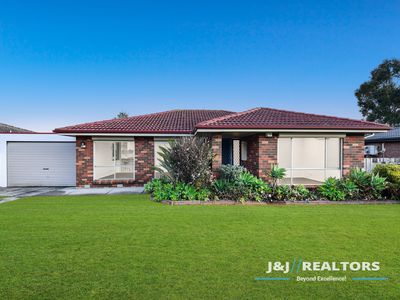 10 Bradley Terrace, Narre Warren