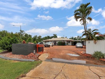 1 / 80 Forrest Parade, Bakewell