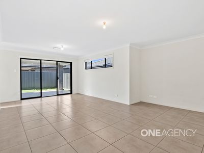 38 Bartlett Crescent, Calderwood