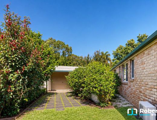 Easy and Spacious Living in a Great Location! image 15