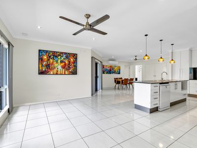 25 Rainbow Street, Kanimbla
