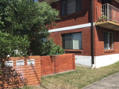 1 / 2 Osborne Parade, Warilla