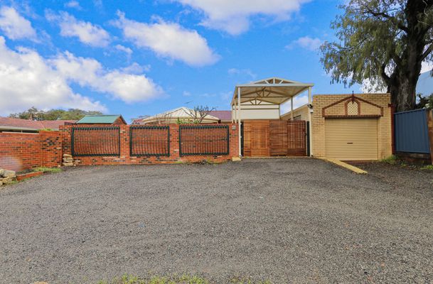 135 Safety Bay Rd, Shoalwater