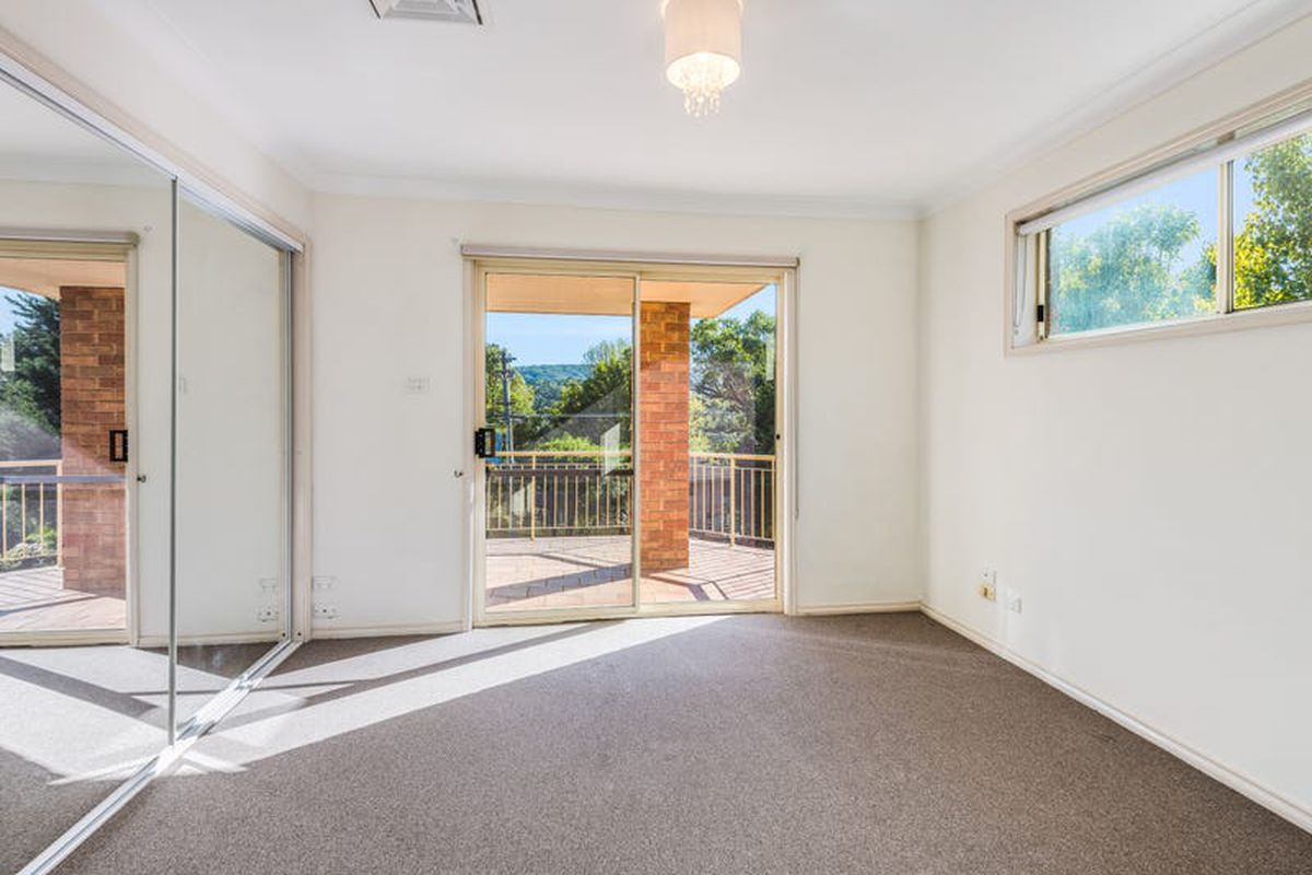 3 / 6 Dakara Avenue, Erina